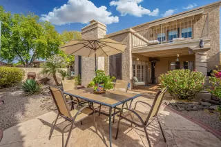 Photo #2: 6157900 Listing