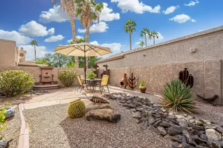Photo #3: 6157900 Listing