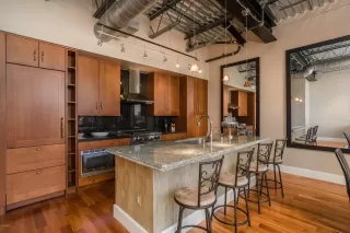 Photo #3: 6157952 Listing