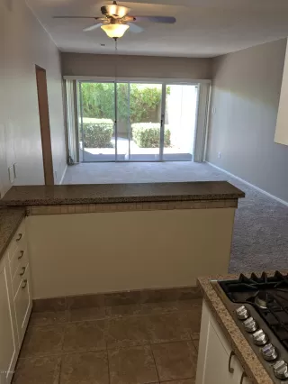 Photo #5: 6158536 Listing