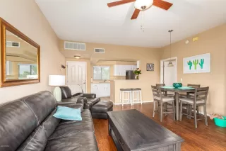 Photo #5: 6158965 Listing 