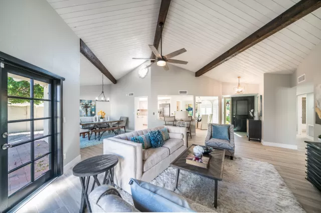 MLS: 6159090 Condo For Sale