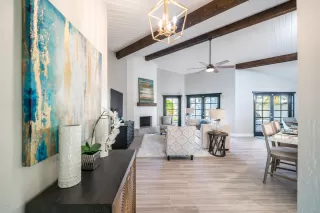 Photo #3: 6159090 Listing