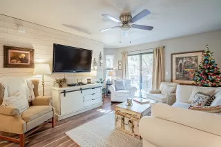 Photo #1: 6159121 Listing 