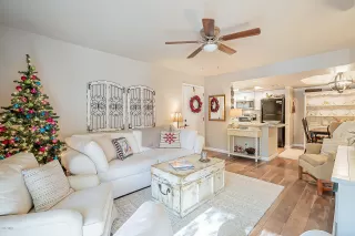 Photo #4: 6159121 Listing 