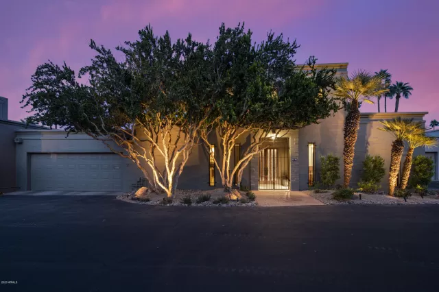 MLS: 6159327 Condo For Sale