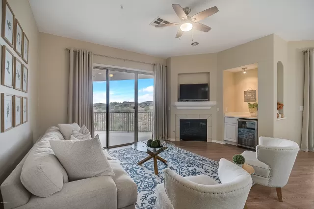 MLS: 6159482 Condo For Sale