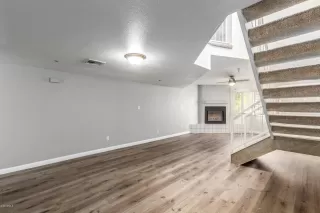 Photo #6: 6159540 Listing