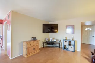 Photo #2: 6159576 Listing