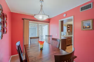 Photo #4: 6159576 Listing