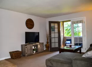 Photo #1: 6159604 Listing