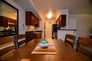 Photo #3: 6159604 Listing