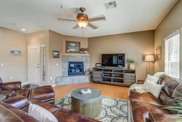 MLS: 6159627 Condo For Sale