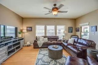 Photo #2: 6159627 Listing