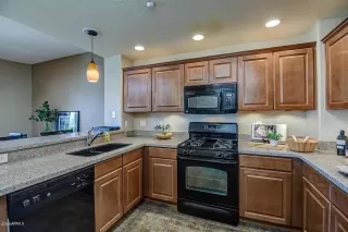 Photo #3: 6159627 Listing