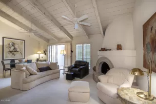 Photo #1: 6159704 Listing 
