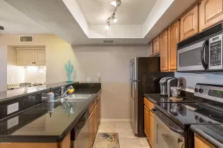 Photo #4: 6159750 Listing 