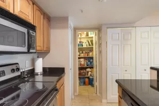 Photo #6: 6159750 Listing 