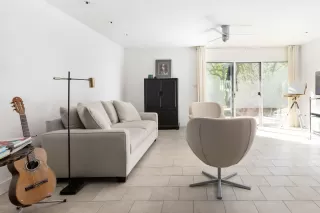 Photo #4: 6159761 Listing