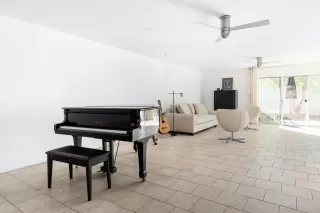 Photo #6: 6159761 Listing