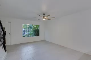 Photo #4: 6159766 Listing