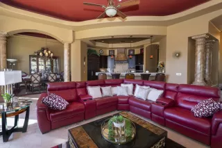 Photo #4: 6159777 Listing