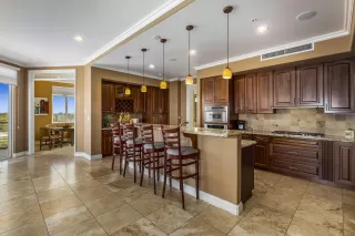 Photo #5: 6160156 Listing 