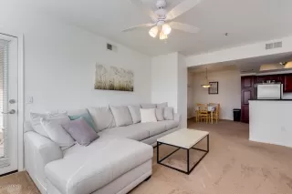 Photo #4: 6160336 Listing