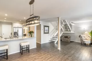 Photo #2: 6160435 Listing