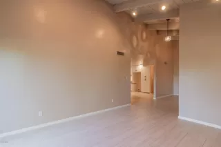 Photo #2: 6160517 Listing 