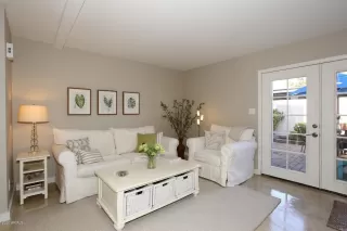 Photo #5: 6160579 Listing