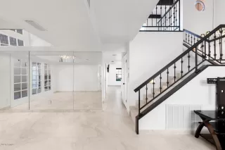 Photo #3: 6161179 Listing