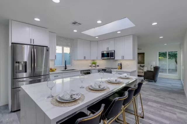 MLS: 6161207 Condo For Sale