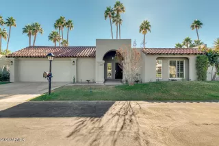 Photo #1: 6161207 Listing 