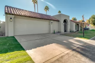 Photo #2: 6161207 Listing 