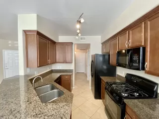 Photo #6: 6161458 Listing 