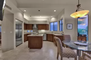 Photo #2: 6161657 Listing