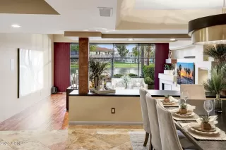 Photo #5: 6161691 Listing 