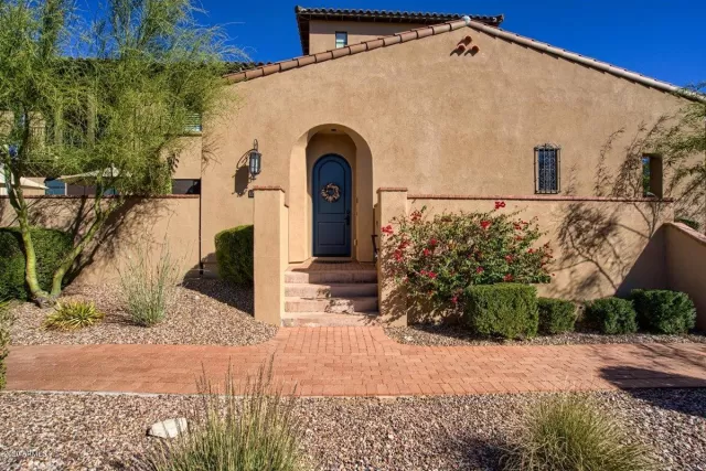 MLS: 6161774 Condo For Sale