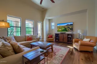 Photo #1: 6161774 Listing 