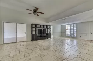 Photo #5: 6161792 Listing