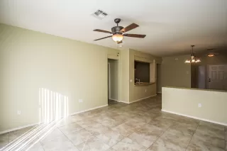 Photo #5: 6161832 Listing