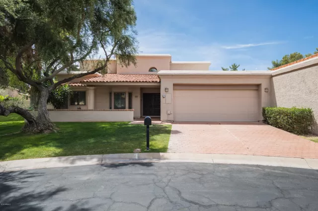 MLS: 6162053 Condo For Sale