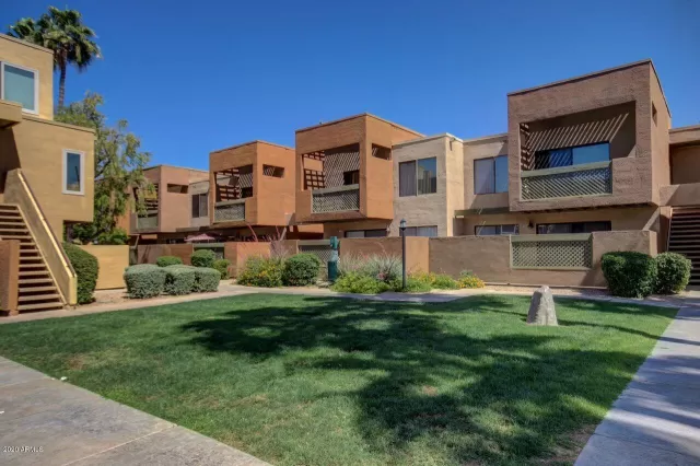 MLS: 6162115 Condo For Sale