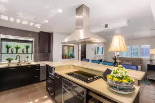 Photo #3: 6162153 Listing