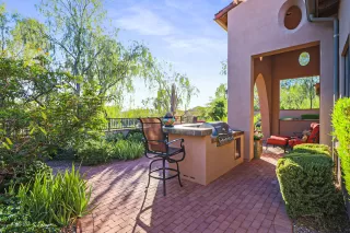 Photo #5: 6162781 Listing