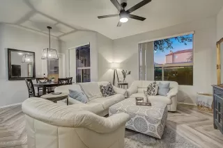 Photo #3: 6162784 Listing