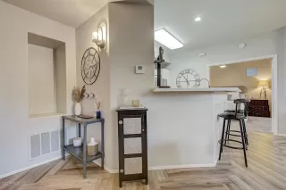 Photo #5: 6162784 Listing