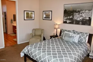 Photo #5: 6162828 Listing