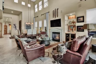 Photo #5: 6163295 Listing